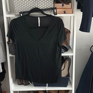 Cool nights sleep shirt v neck : soma size xs